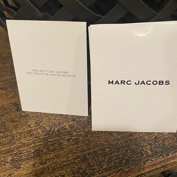 Beautiful Marc Jacobs Signet Black Leather Tote - Picture 10 of 10